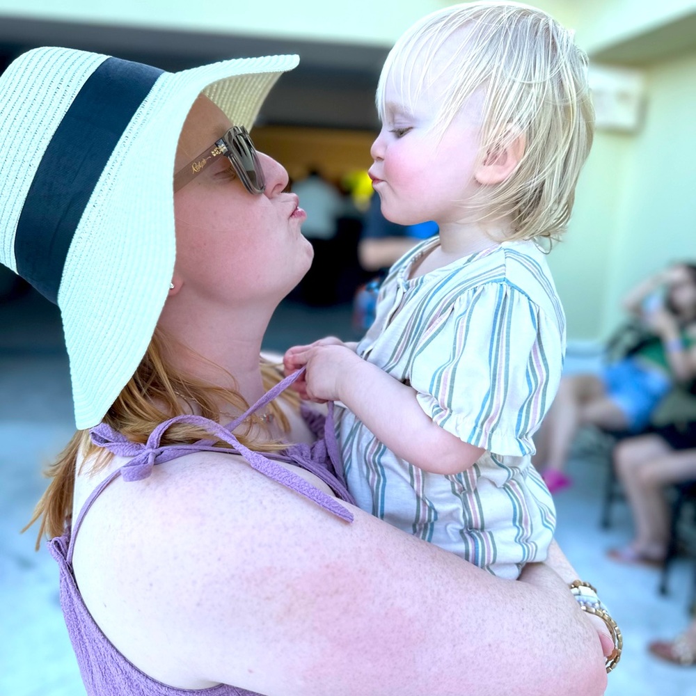 Meet your Posher, Sarah